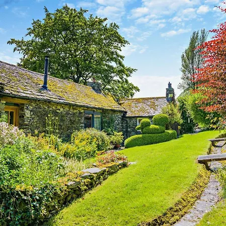 Holiday home 6 Bed In Martindale 95344 *